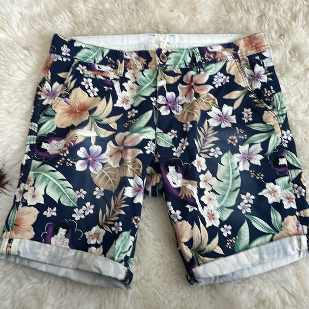 💜💙💜Bellfield Hula girl shorts bermudas 32 B Armstrong
